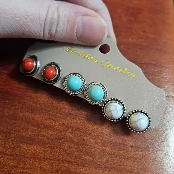 Western-Style Faux Turquoise Red Coral & White Magnesite Stud Earrings - Picture 6 of 10